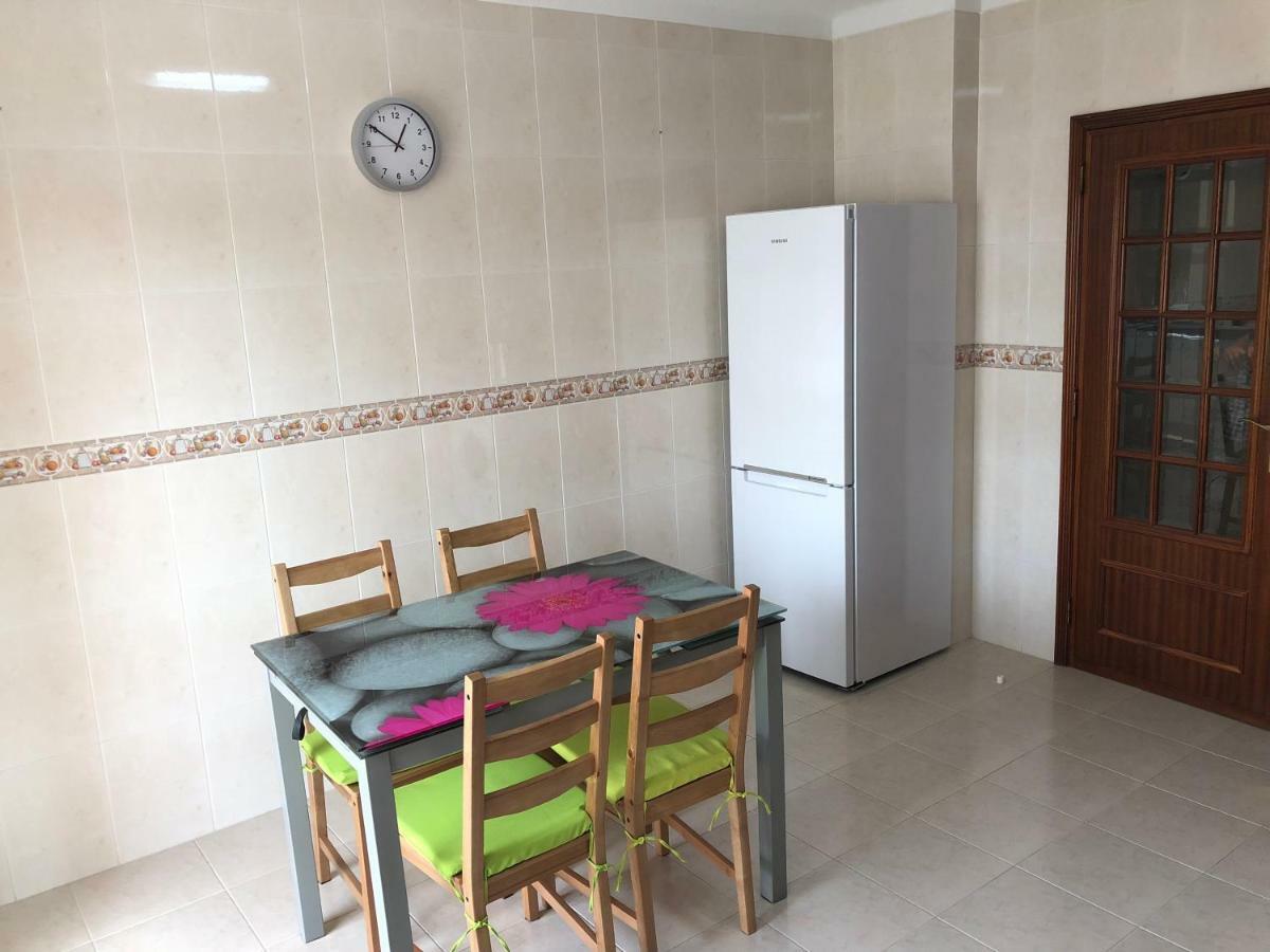 Olinda'S 2 Bedroom Apartment ลากอส ภายนอก รูปภาพ